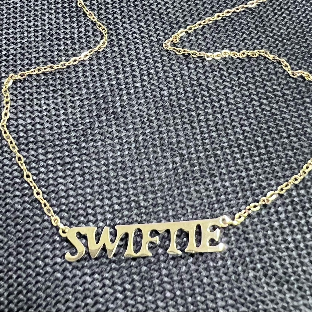 NWOT - Taylor “Swiftie” gold tone necklace